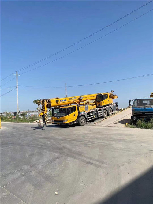 江孜县吊车作业时，可能会产生哪些额外收费项目？