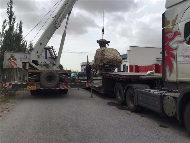 江孜县狭窄场地（如小区、车间）适合用哪种吊车？